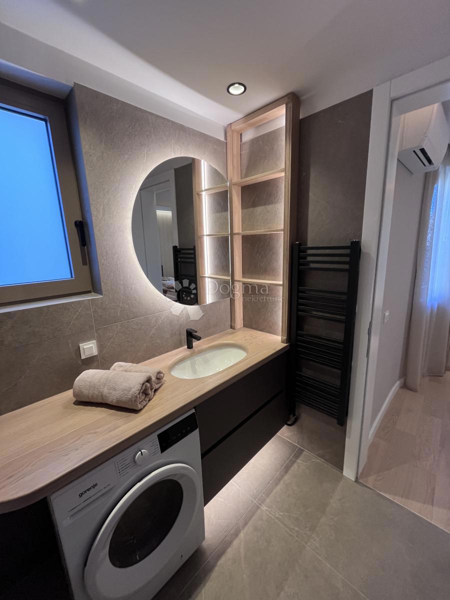 Stanovanje Opatija - Centar, Opatija, 72m2