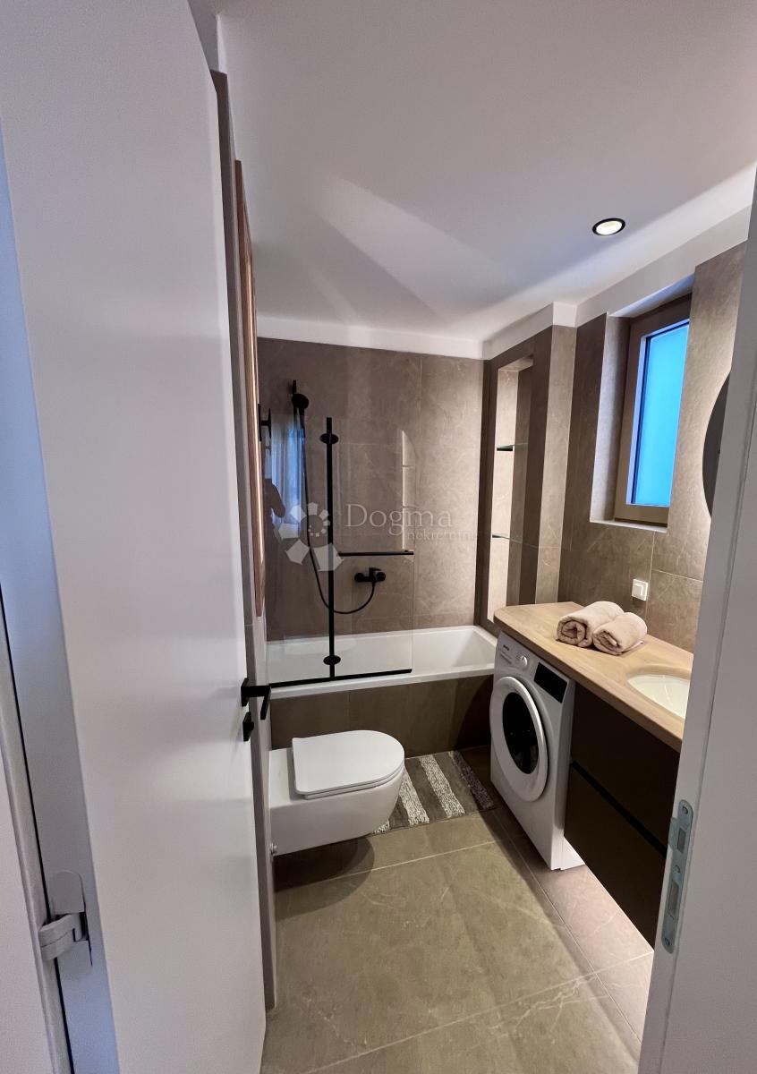 Stanovanje Opatija - Centar, Opatija, 72m2