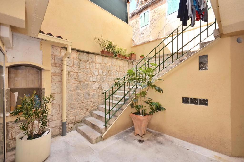 Stanovanje Grad, Split, 54m2