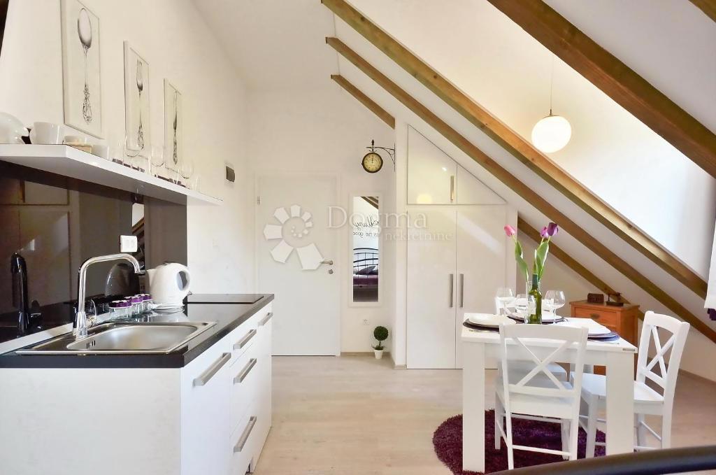 Stanovanje Grad, Split, 54m2