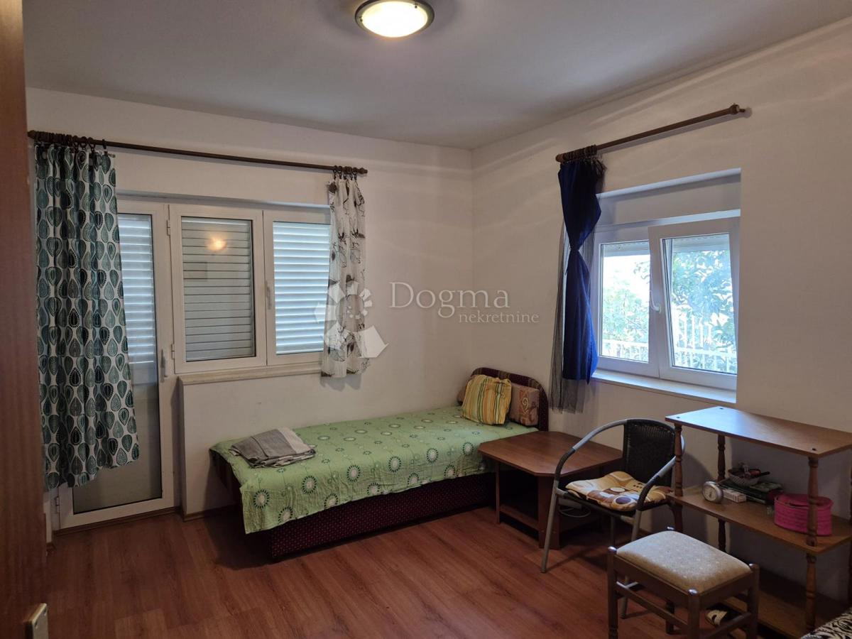 Hiša Okrug Gornji, Okrug, 576m2