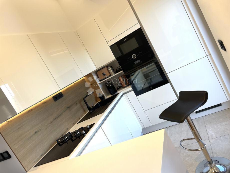 Stanovanje Centar, Samobor, 62,78m2