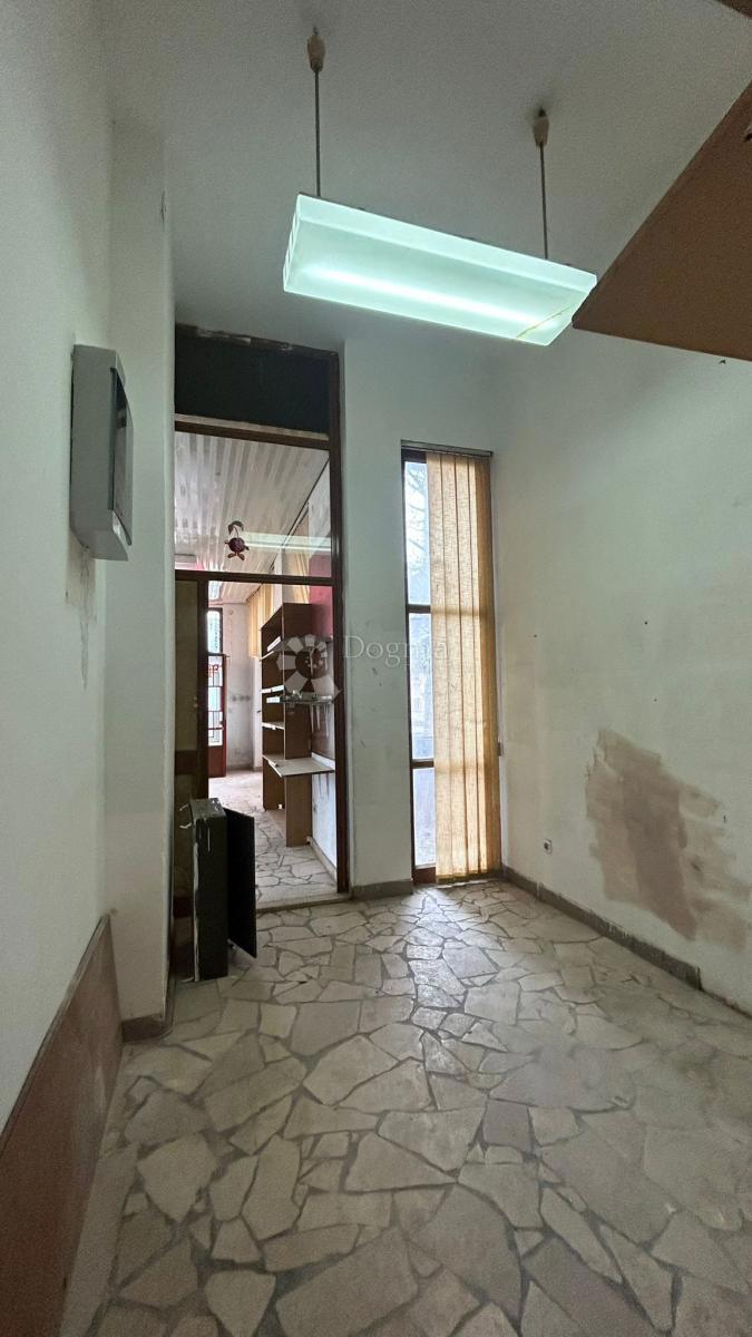 Poslovni prostor Veruda, Pula, 87,35m2