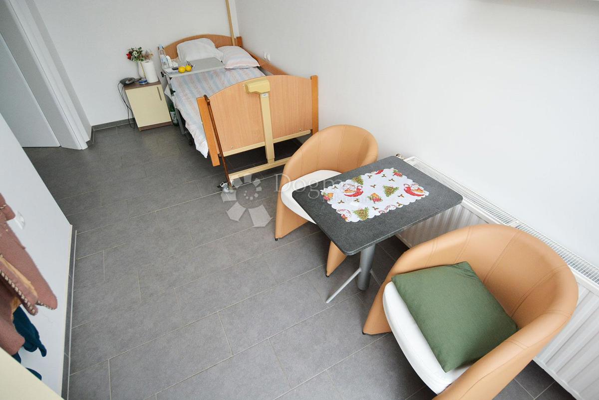 Hiša Trojstveni Markovac, Bjelovar, 541m2