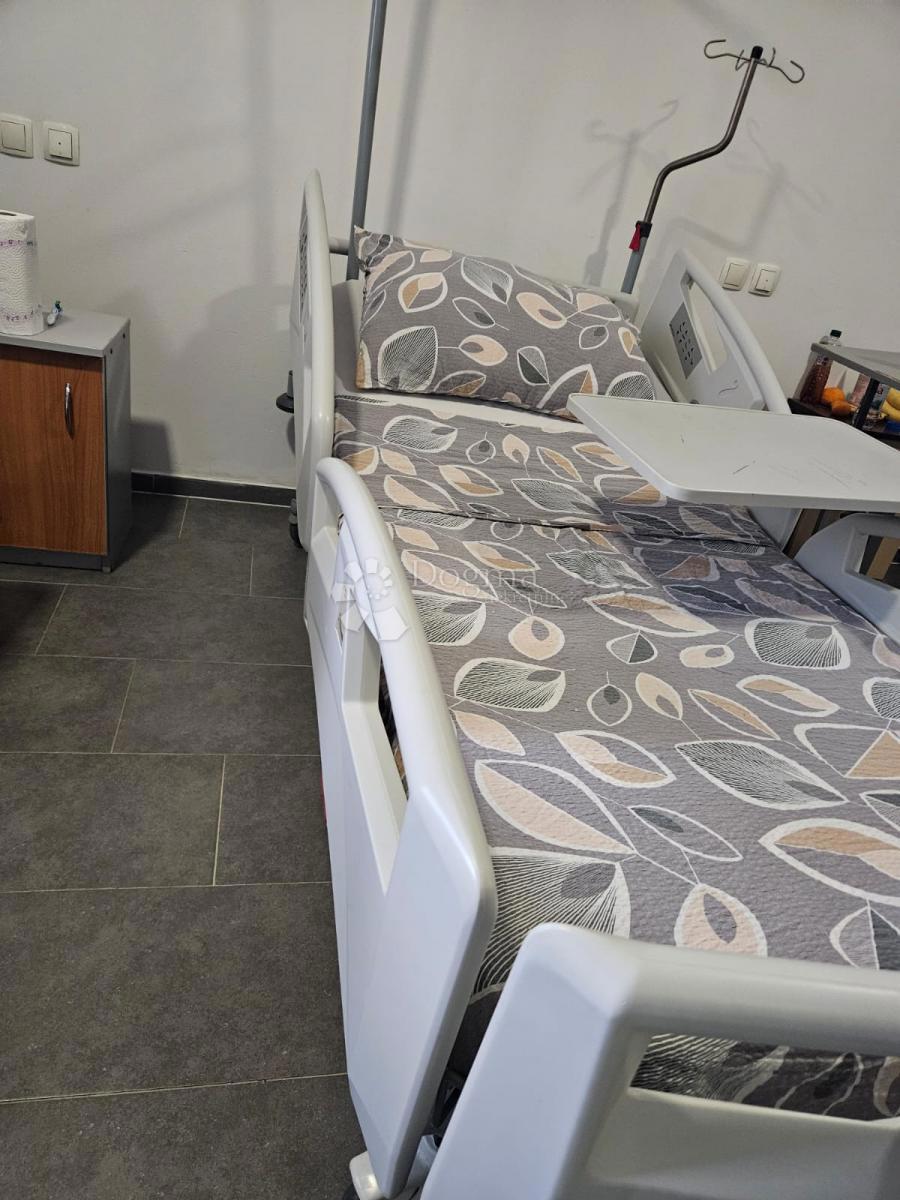 Hiša Trojstveni Markovac, Bjelovar, 541m2