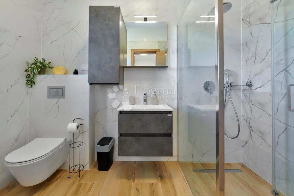 Hiša Loborika, Marčana, 162m2