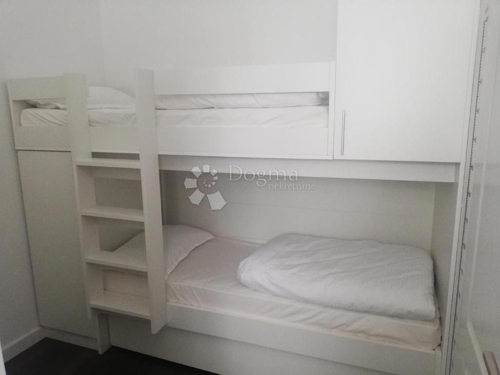 Stanovanje Kaštel Sućurac, Kaštela, 36,99m2