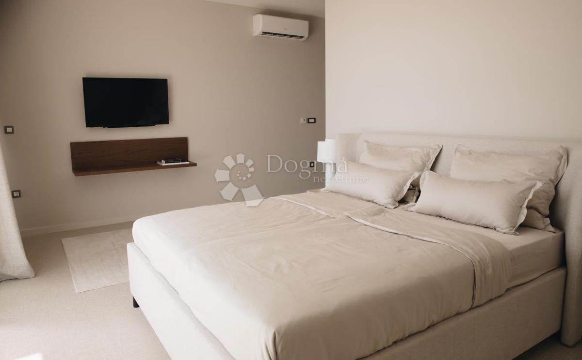 Hiša Žrnovo, Korčula, 360m2