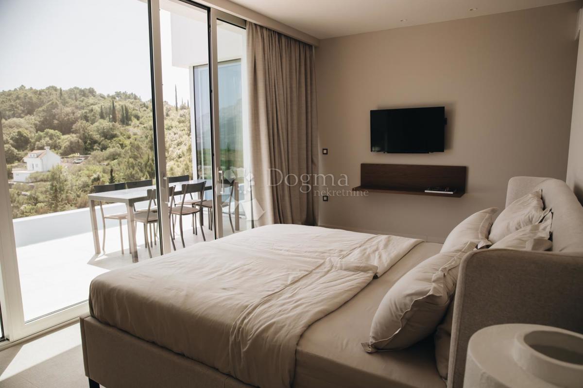 Hiša Žrnovo, Korčula, 360m2