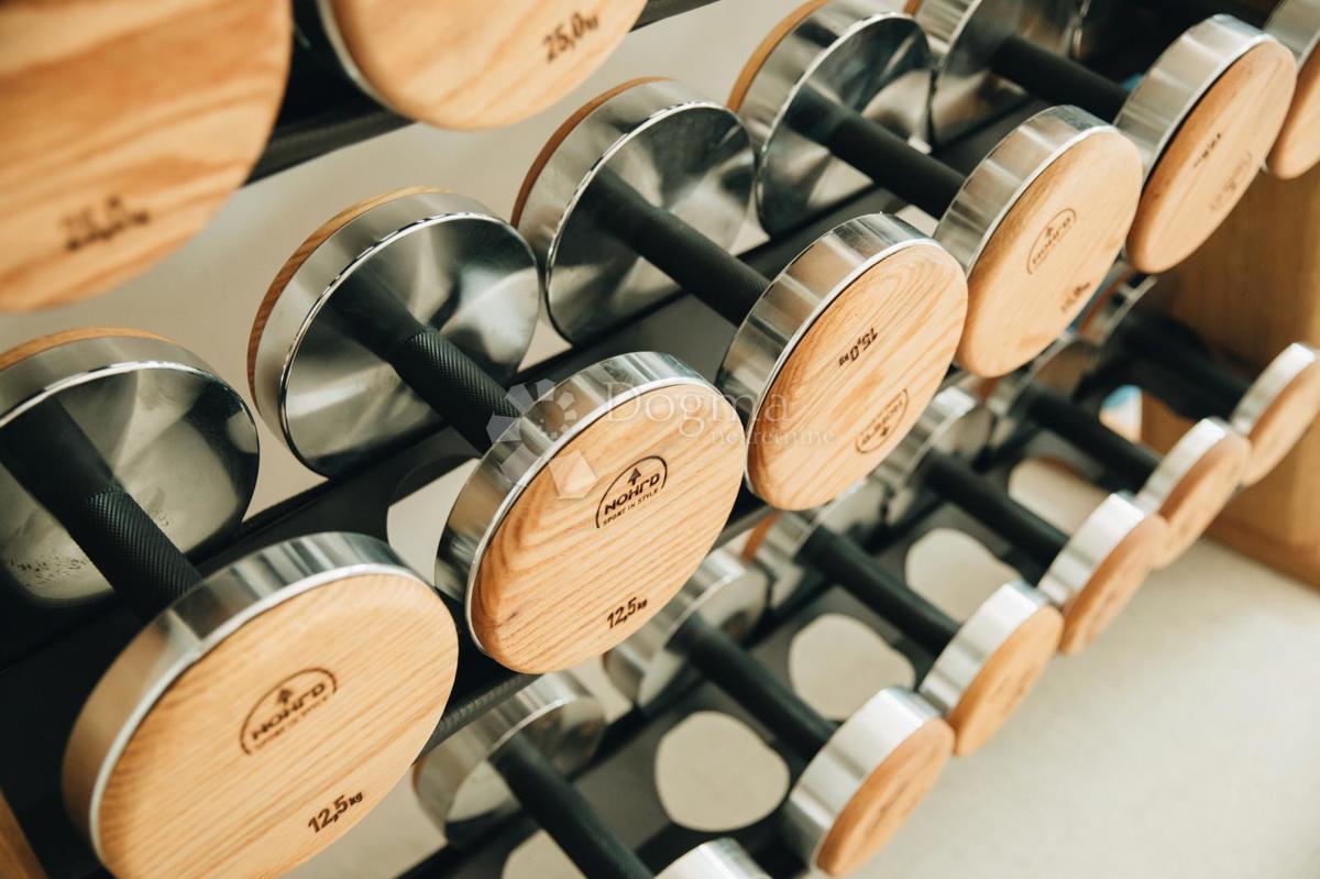 Hiša Žrnovo, Korčula, 360m2