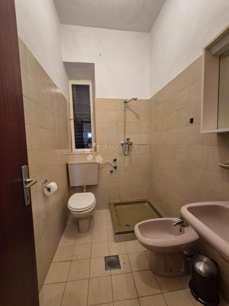 Hiša Pašman, Don Marka Cvitanovića, 202m2