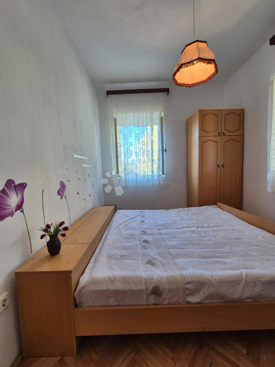 Hiša Pašman, Don Marka Cvitanovića, 202m2