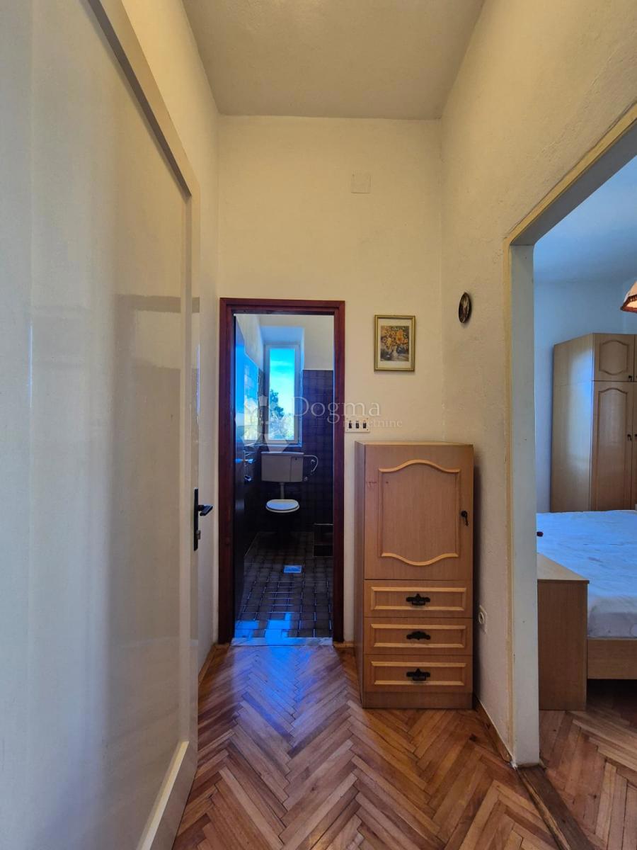 Hiša Pašman, Don Marka Cvitanovića, 202m2