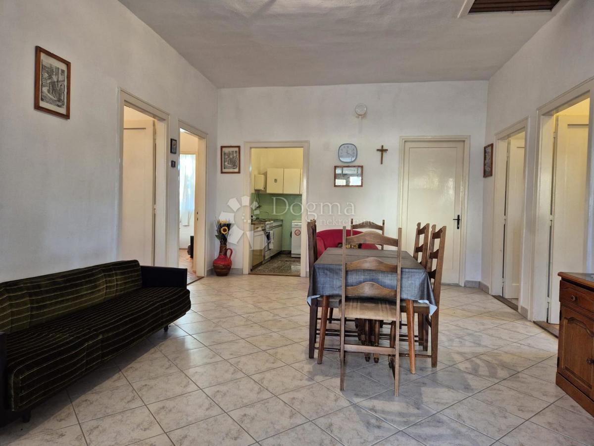 Hiša Pašman, Don Marka Cvitanovića, 202m2