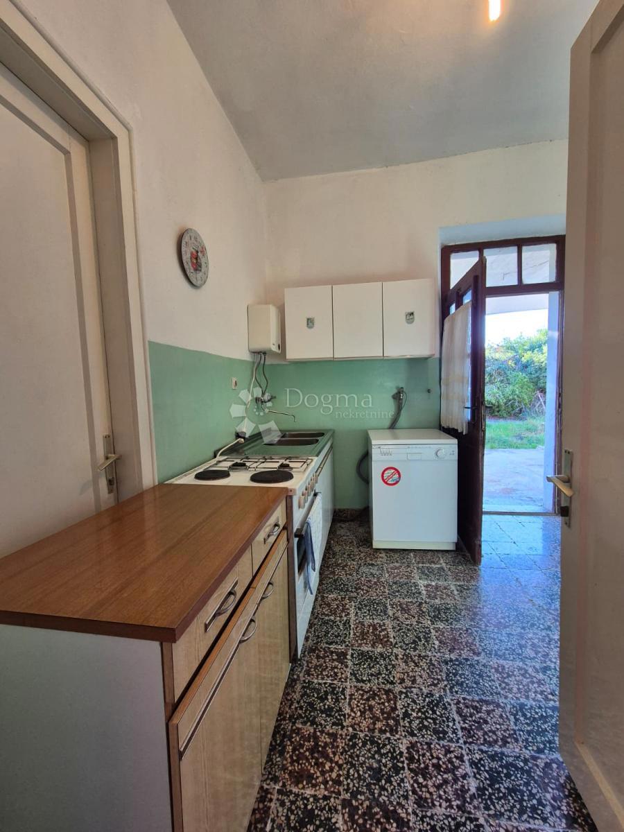 Hiša Pašman, Don Marka Cvitanovića, 202m2