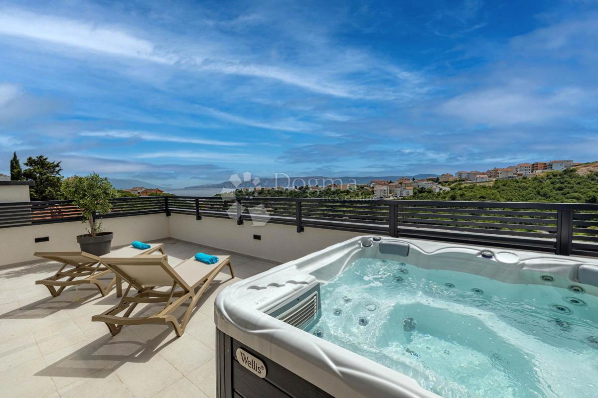 Hiša Novi Vinodolski, 300m2