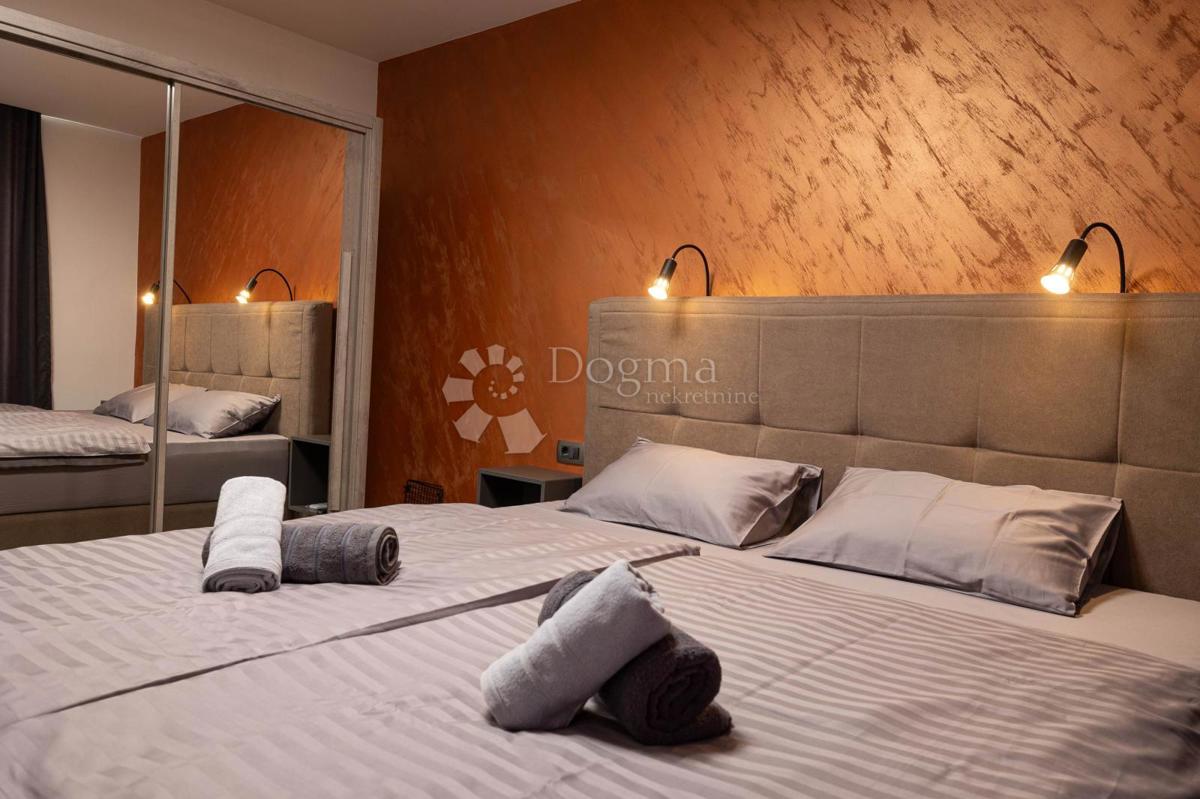 Hiša Novi Vinodolski, 300m2