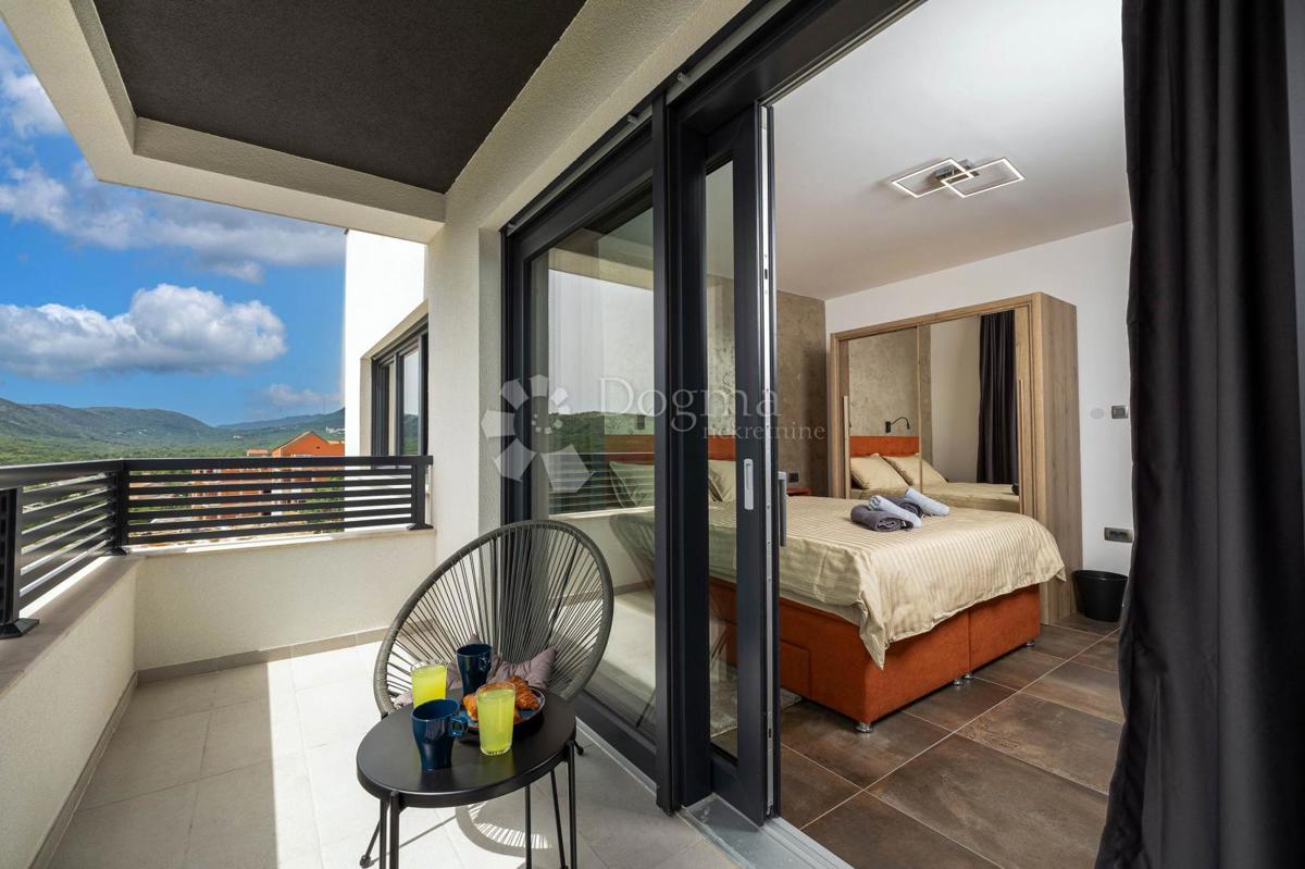 Hiša Novi Vinodolski, 300m2