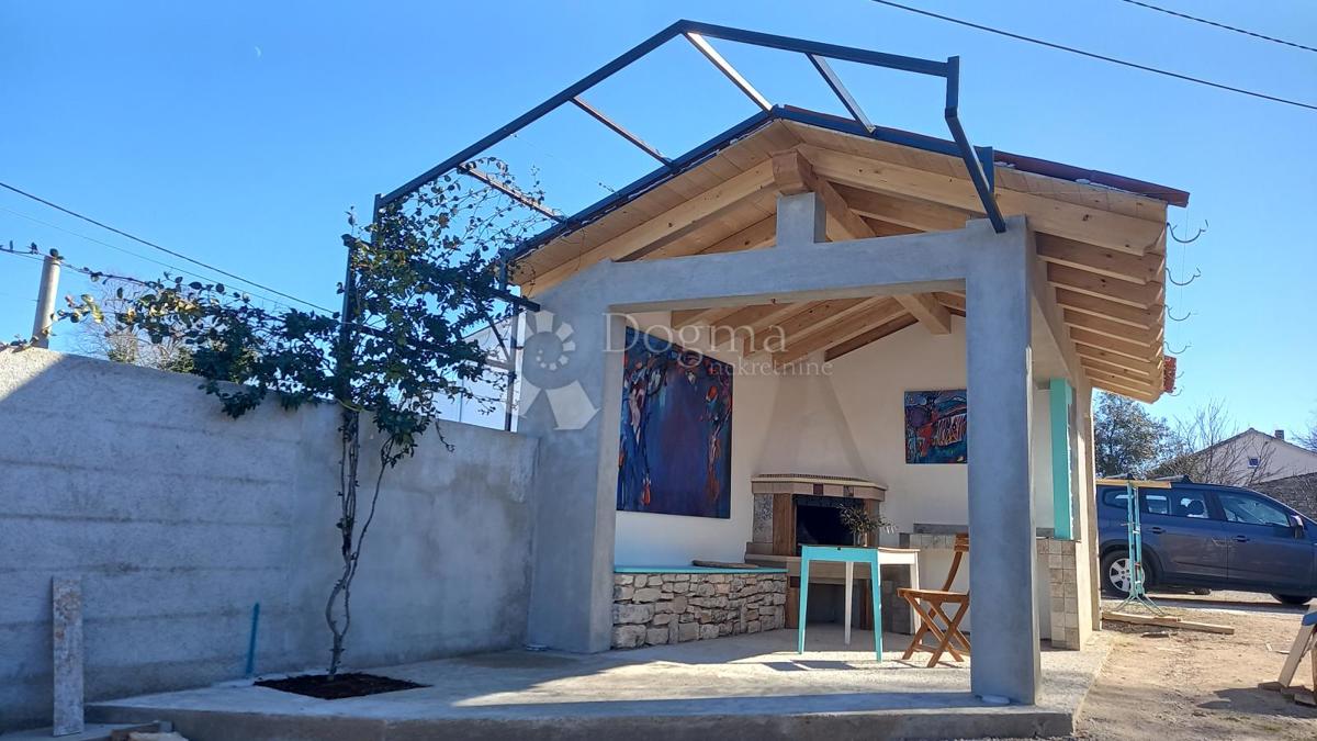 Zazidljivo zemljišče Svetvinčenat, 454m2