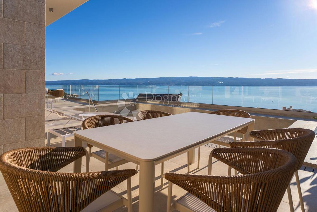 Hiša Jesenice, Dugi Rat, 355m2