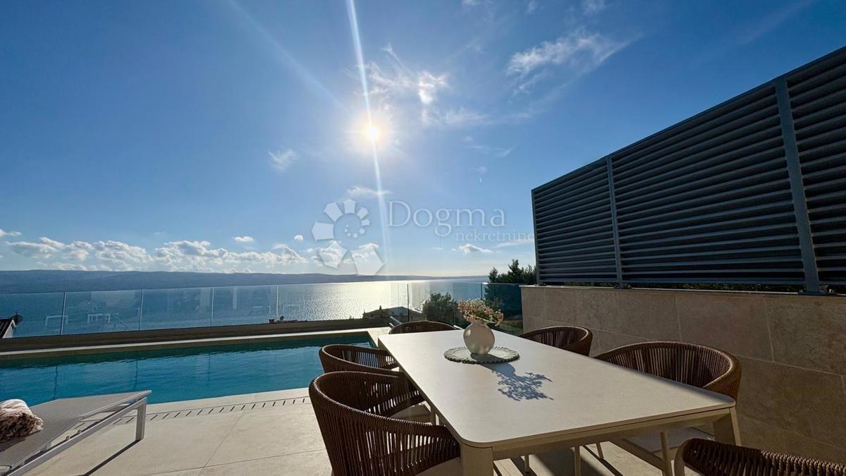 Hiša Jesenice, Dugi Rat, 355m2