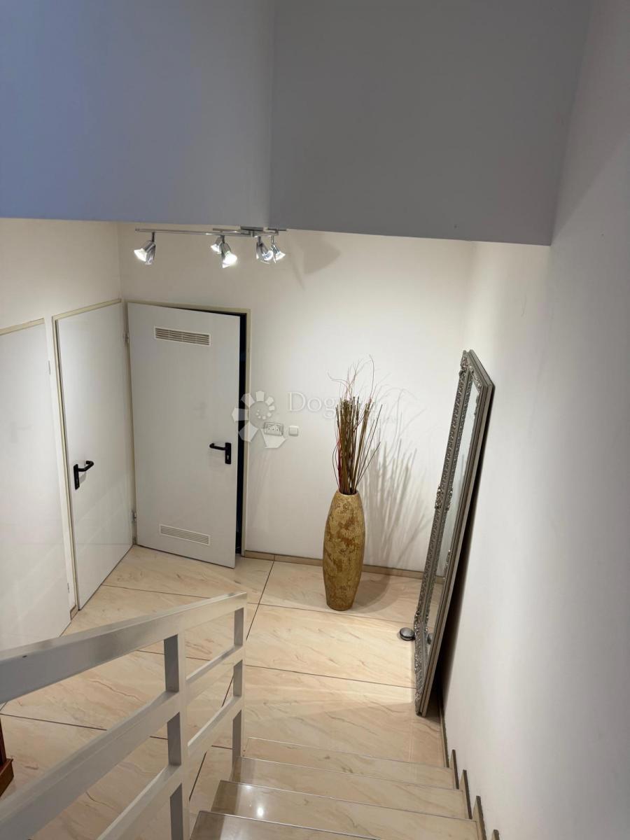 Poslovni prostor Biškupec, Varaždin, 2.000m2