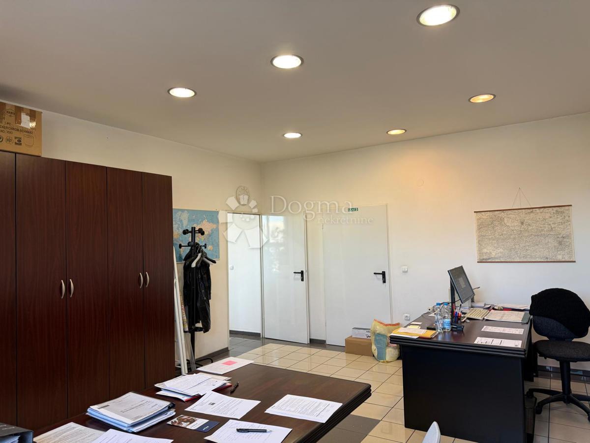 Poslovni prostor Biškupec, Varaždin, 2.000m2
