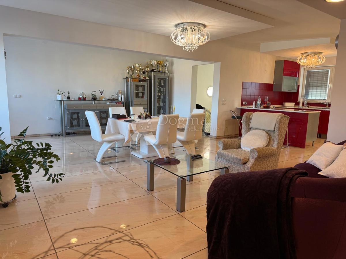 Poslovni prostor Biškupec, Varaždin, 2.000m2