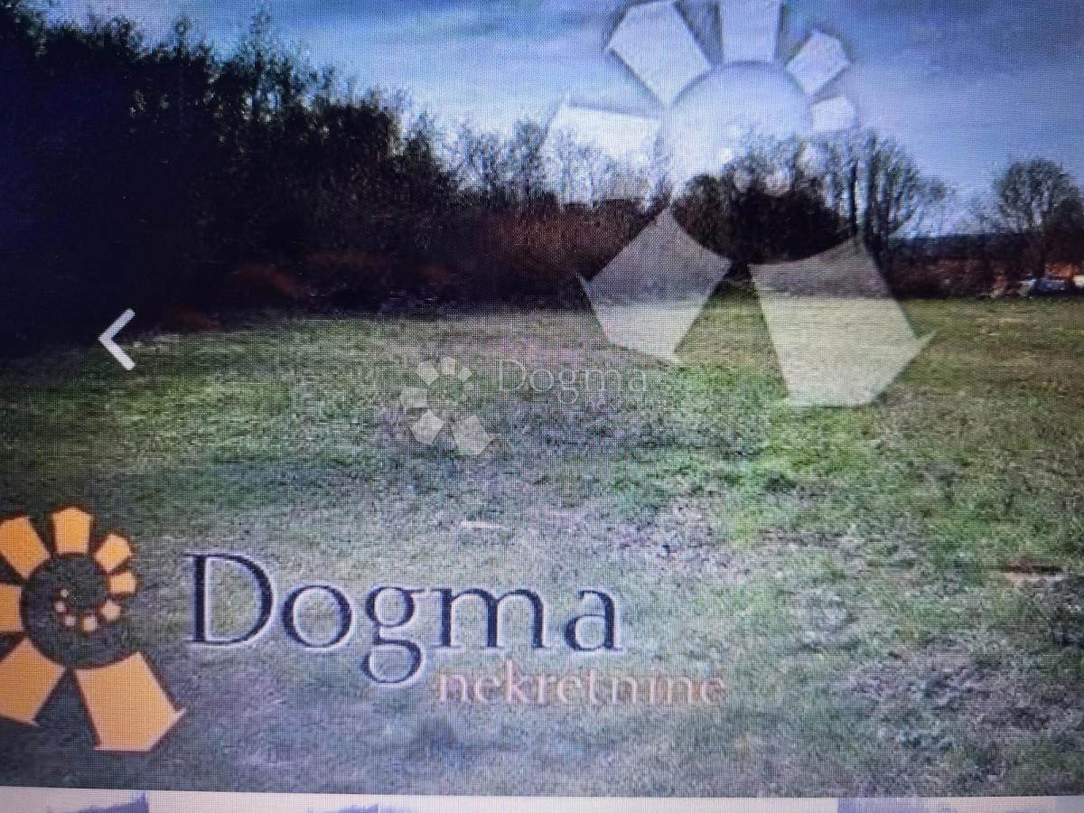 Zazidljivo zemljišče Kapelica, Labin, 794m2