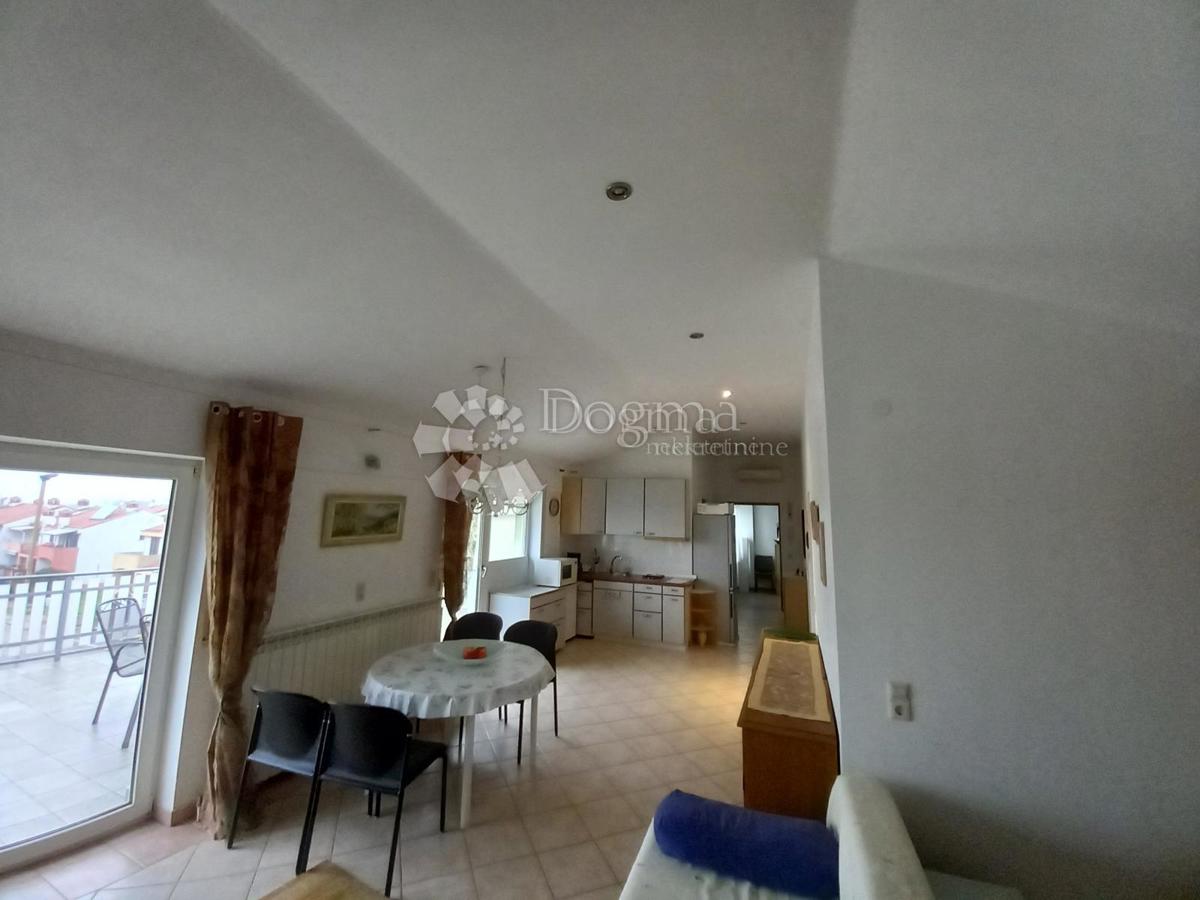 Istra-Umag, apartma s teraso in pogledom na morje