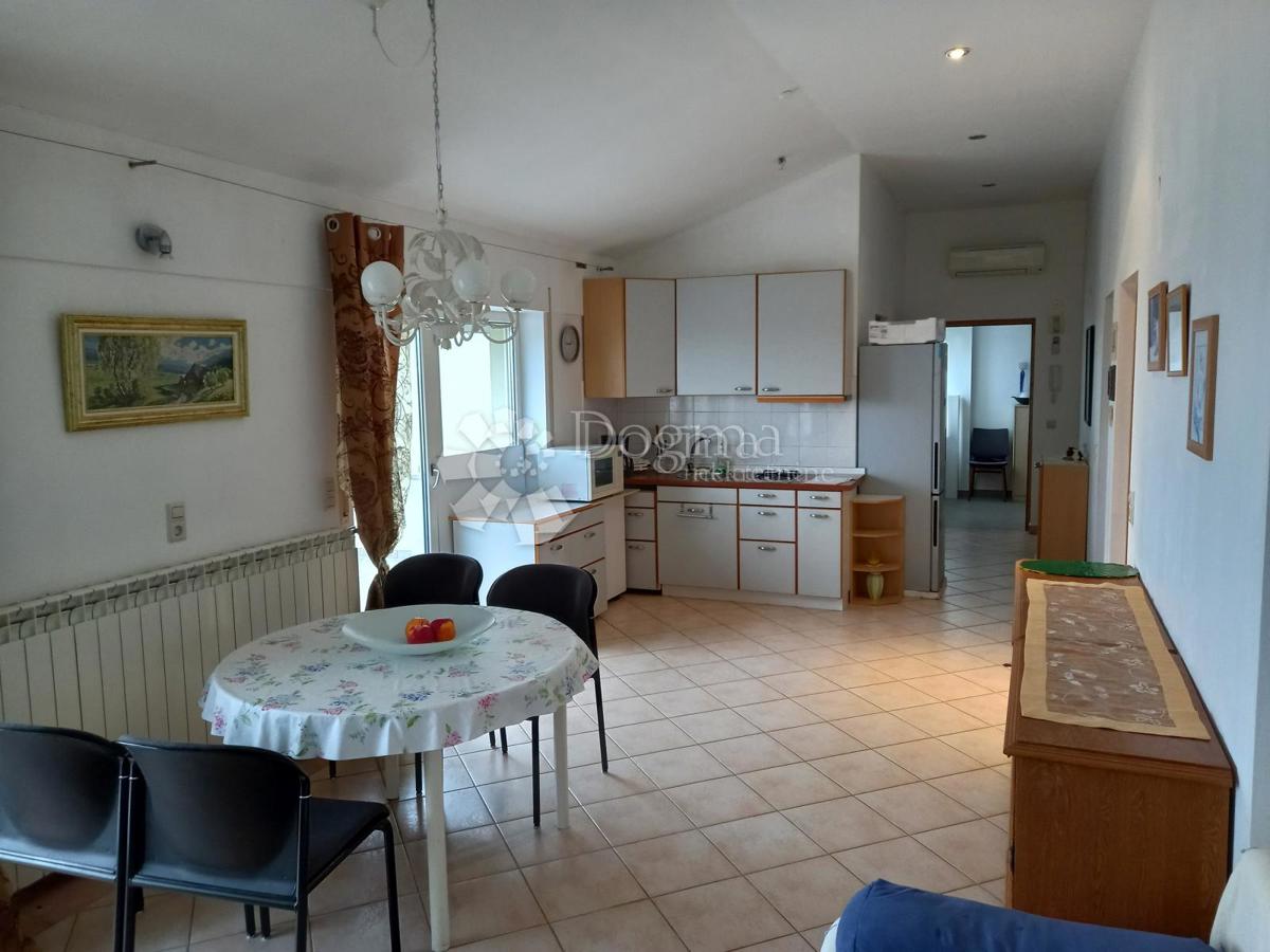 Istra-Umag, apartma s teraso in pogledom na morje