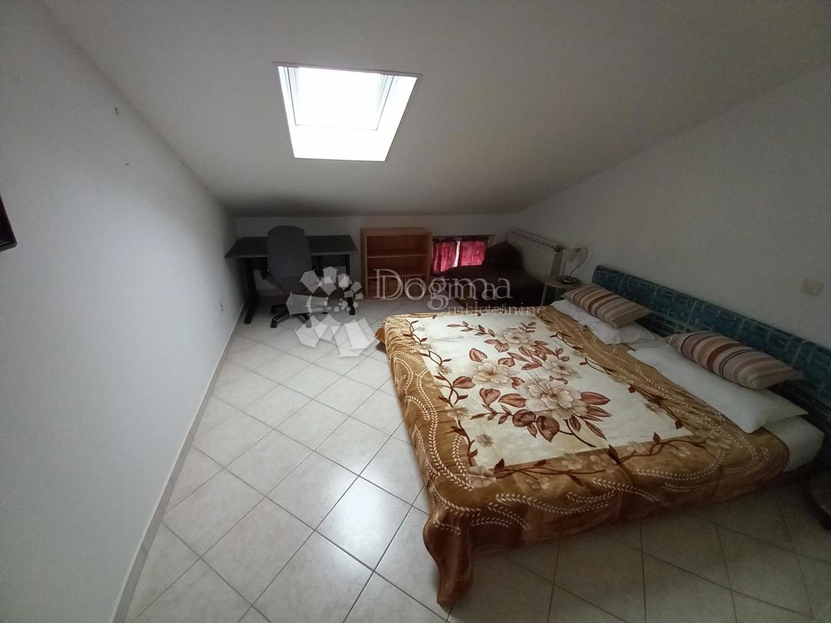 Istra-Umag, apartma s teraso in pogledom na morje