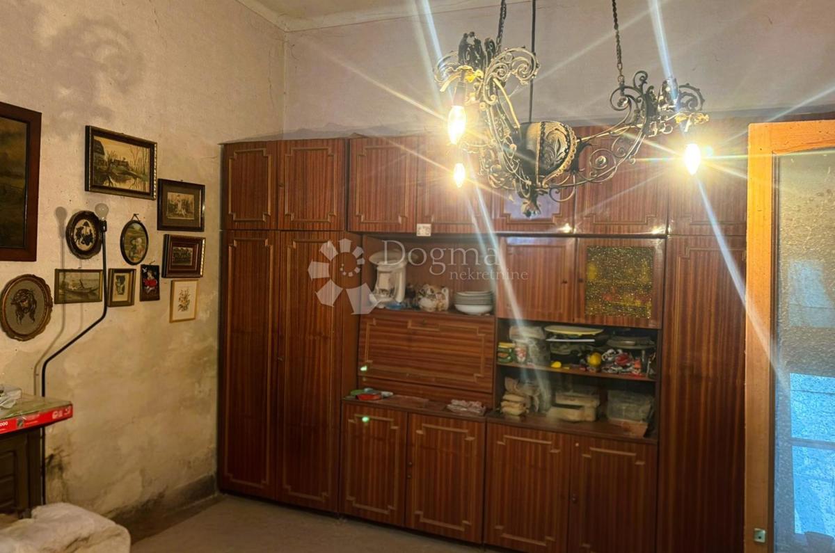 Hiša Gornji grad / Centar, Osijek, 141,44m2