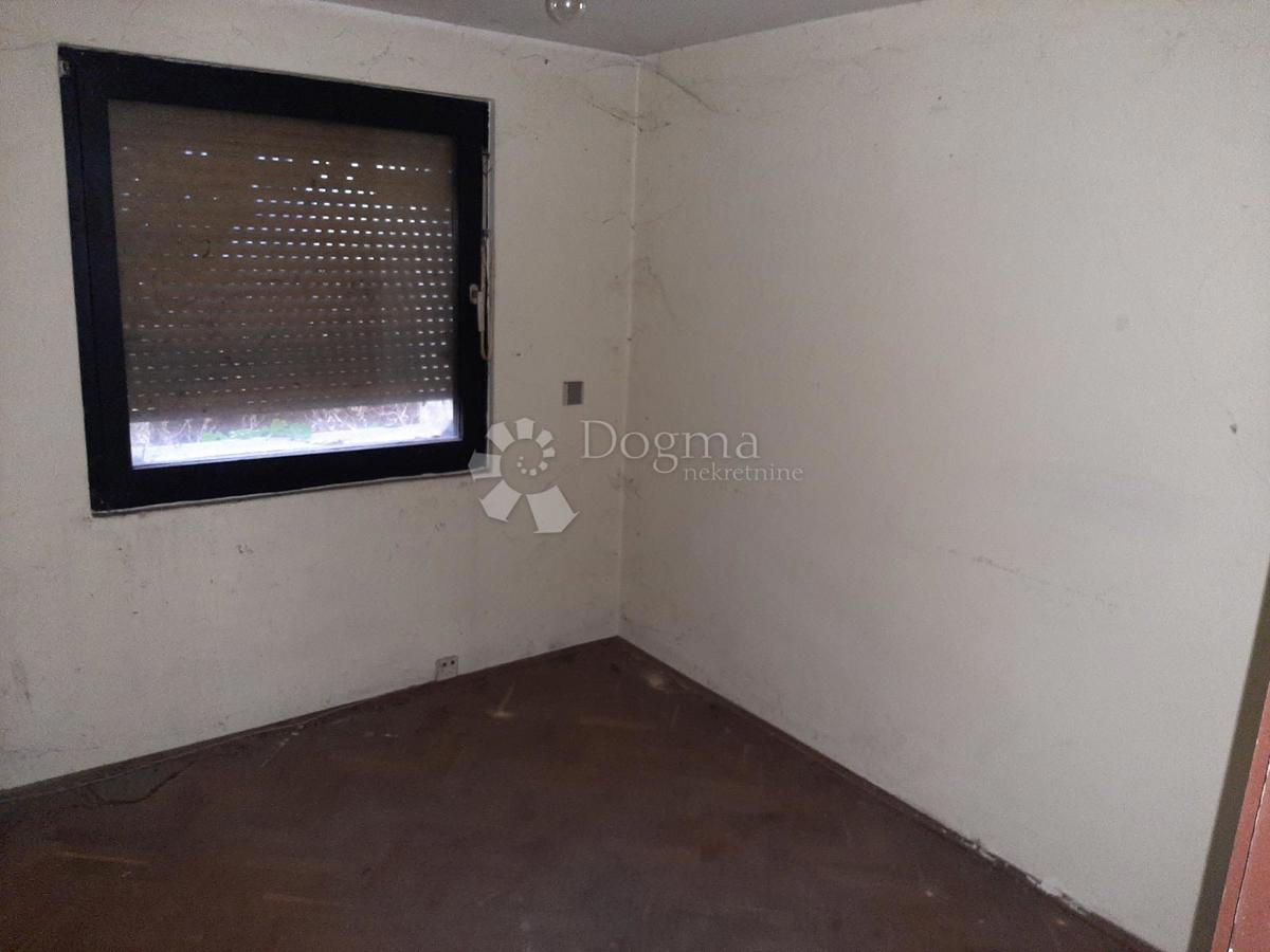 Hiša Sesvete, 250m2