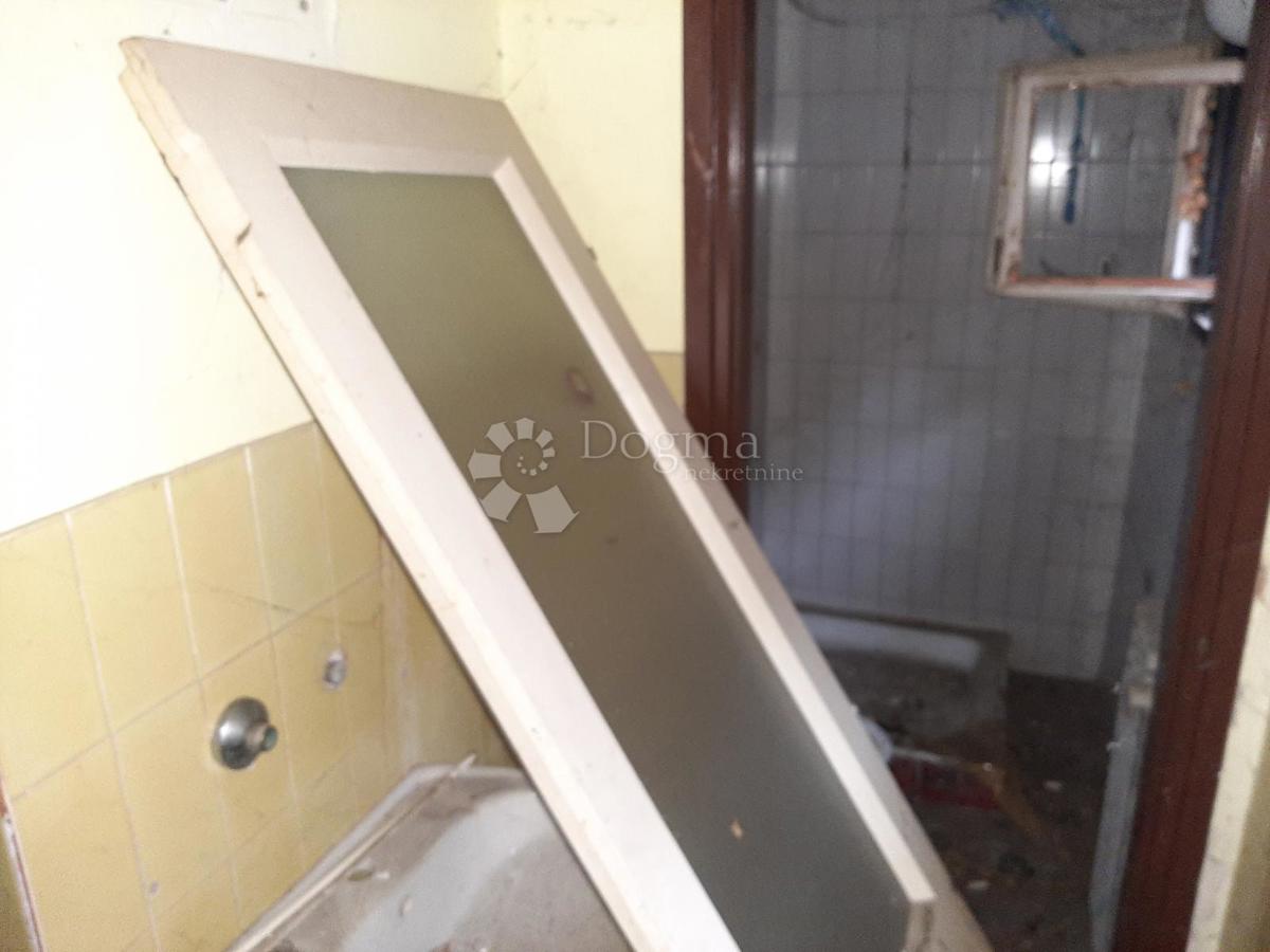 Hiša Sesvete, 250m2