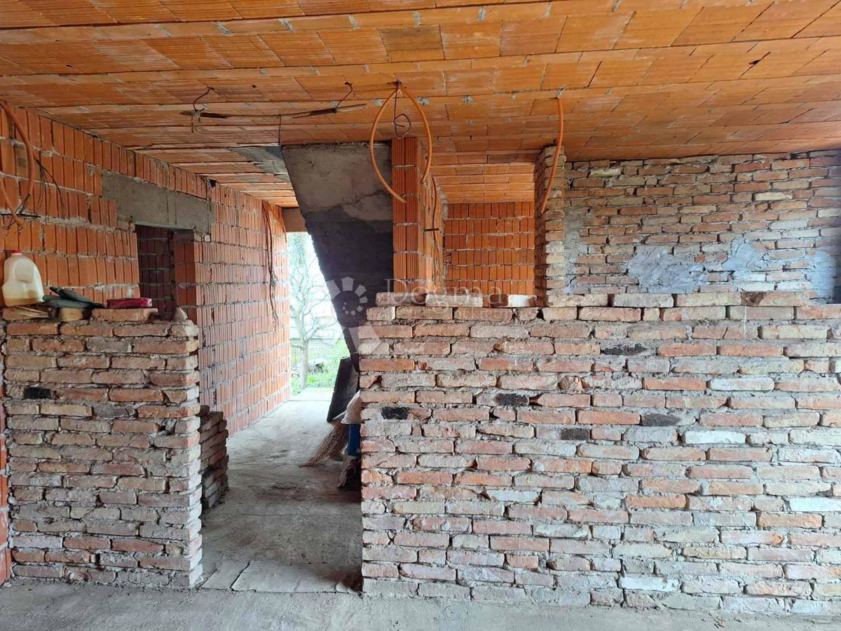 Hiša Čokadinci, Čepin, 128m2