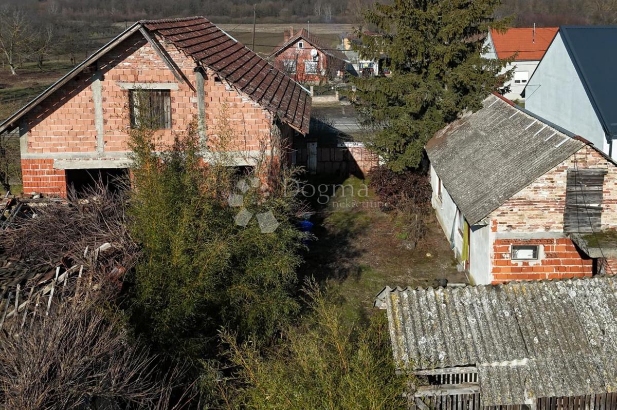 Hiša Čokadinci, Čepin, 128m2