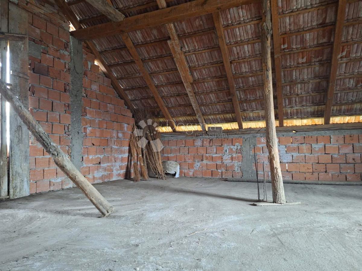 Hiša Čokadinci, Čepin, 128m2