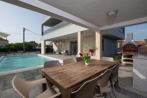 Hiša Sukošan, 160m2