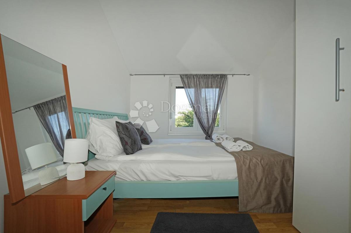 Stanovanje Poreč, 95m2