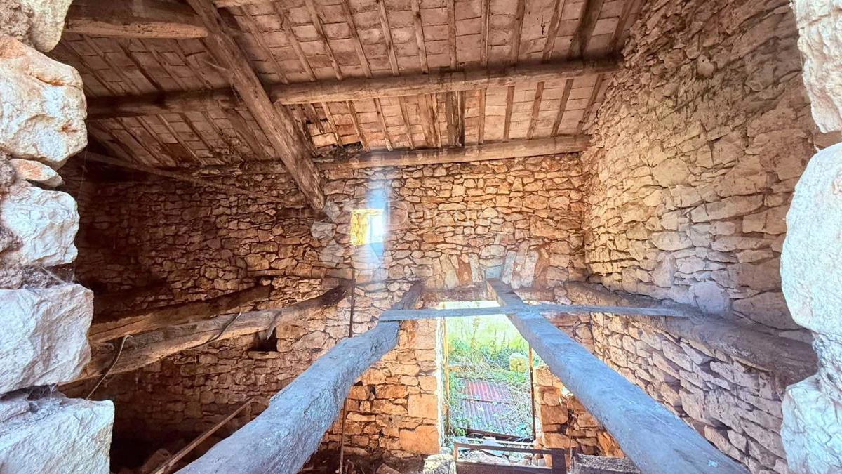 Hiša Nedešćina, Sveta Nedelja, 90m2