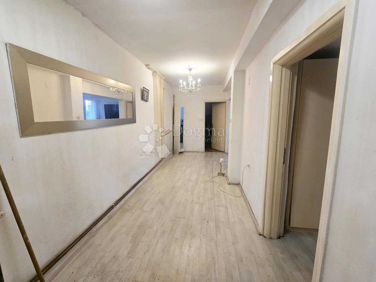 Hiša Resnik, Peščenica - Žitnjak, 224m2