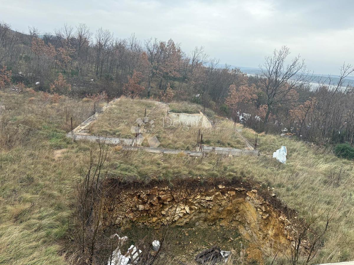 Zazidljivo zemljišče Maslenica, Jasenice, 502m2