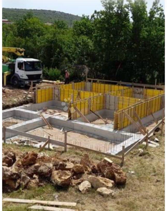 Zazidljivo zemljišče Maslenica, Jasenice, 502m2