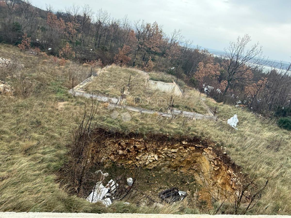 Zazidljivo zemljišče Maslenica, Jasenice, 502m2