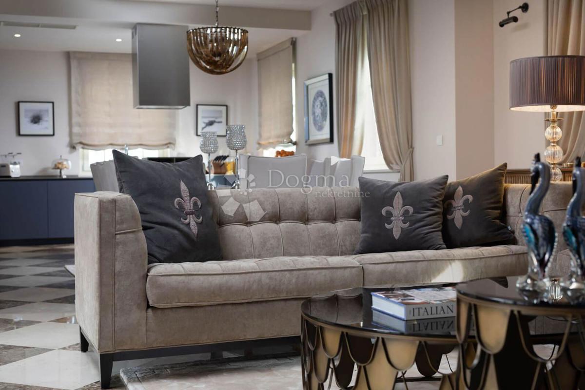 Hiša Vabriga, Tar-Vabriga, 287m2