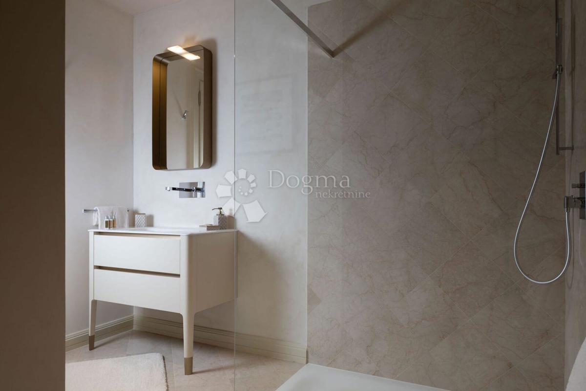 Hiša Vabriga, Tar-Vabriga, 287m2