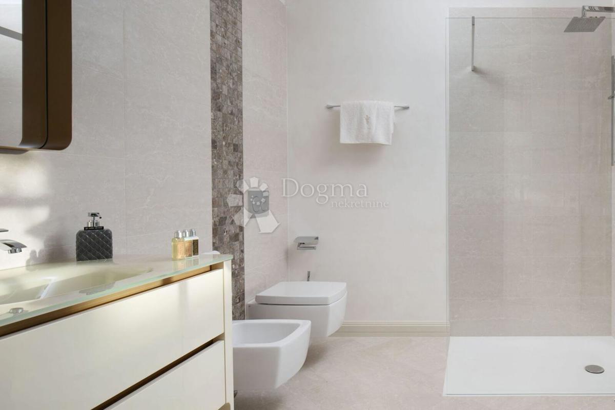 Hiša Vabriga, Tar-Vabriga, 287m2