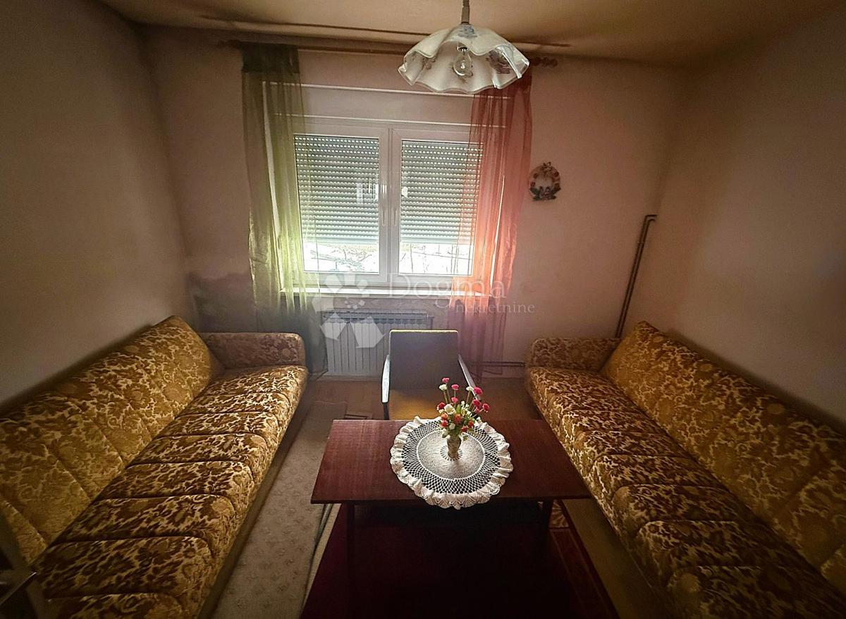 Hiša Šemovec, Trnovec Bartolovečki, 484m2