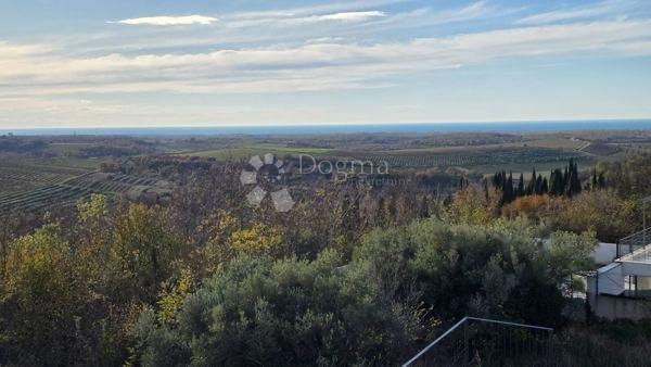 Zazidljivo zemljišče Buje, 1.473m2